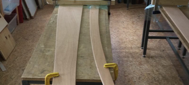 3-Schaeften-2 Die endgültige Länge erreichen die Planken durch eine sog. Schäftung